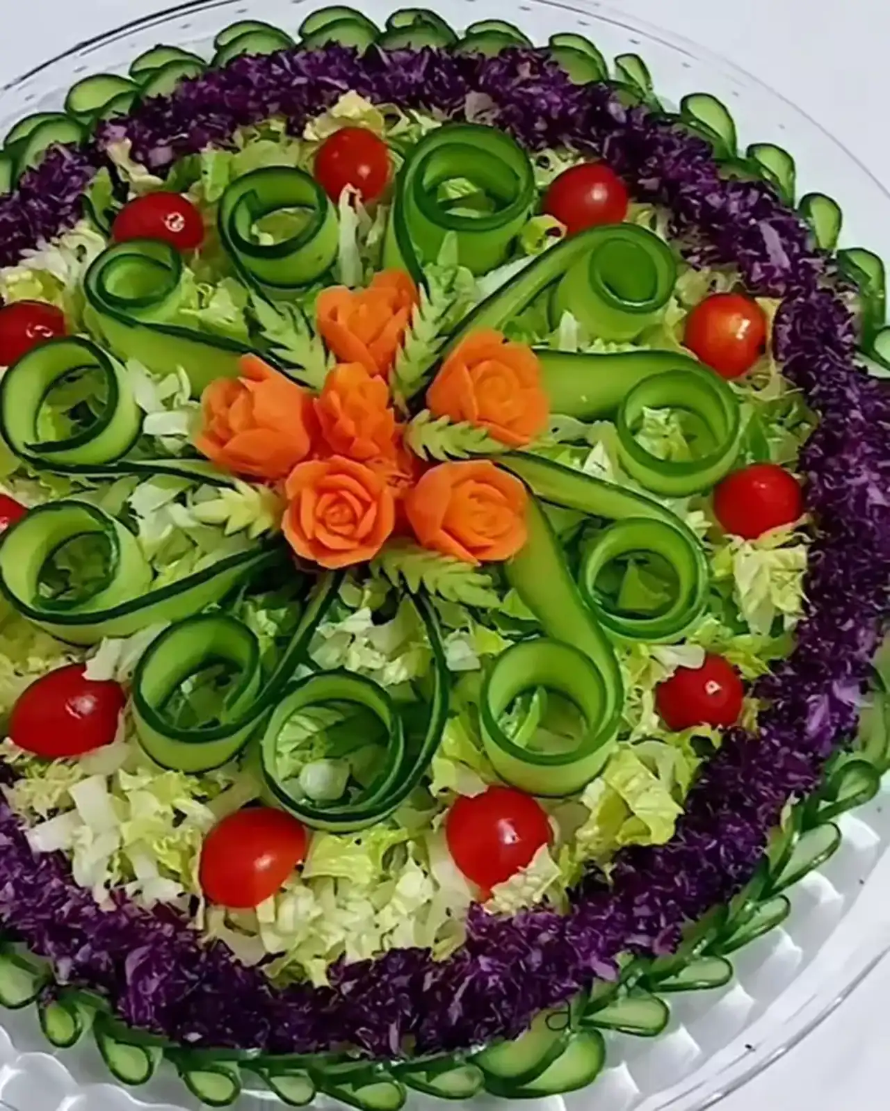 مدل سالاد با کاهو خیار گوجه + 15 تا ایده زیبا و خوشمزه برای کدبانوها جهت ایده گرفتن