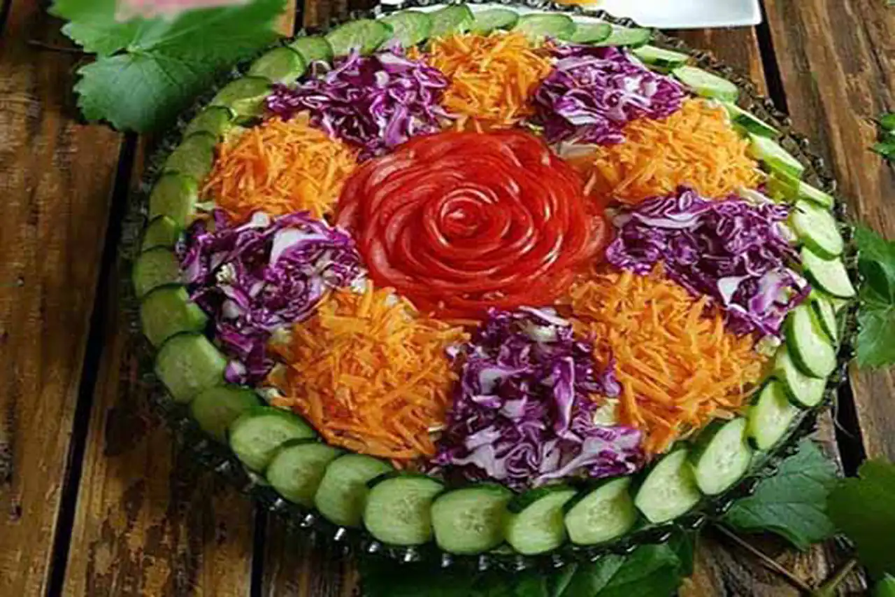 مدل سالاد با کلم تازه ترکیبی دلپذیر از سلامتی و طعم فوق العاده برای وعده های غذایی