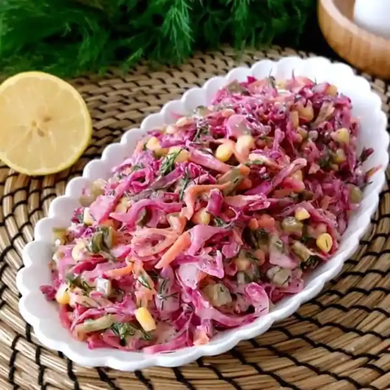 مدل سالاد با کلم تازه ترکیبی دلپذیر از سلامتی و طعم فوق العاده برای وعده های غذایی