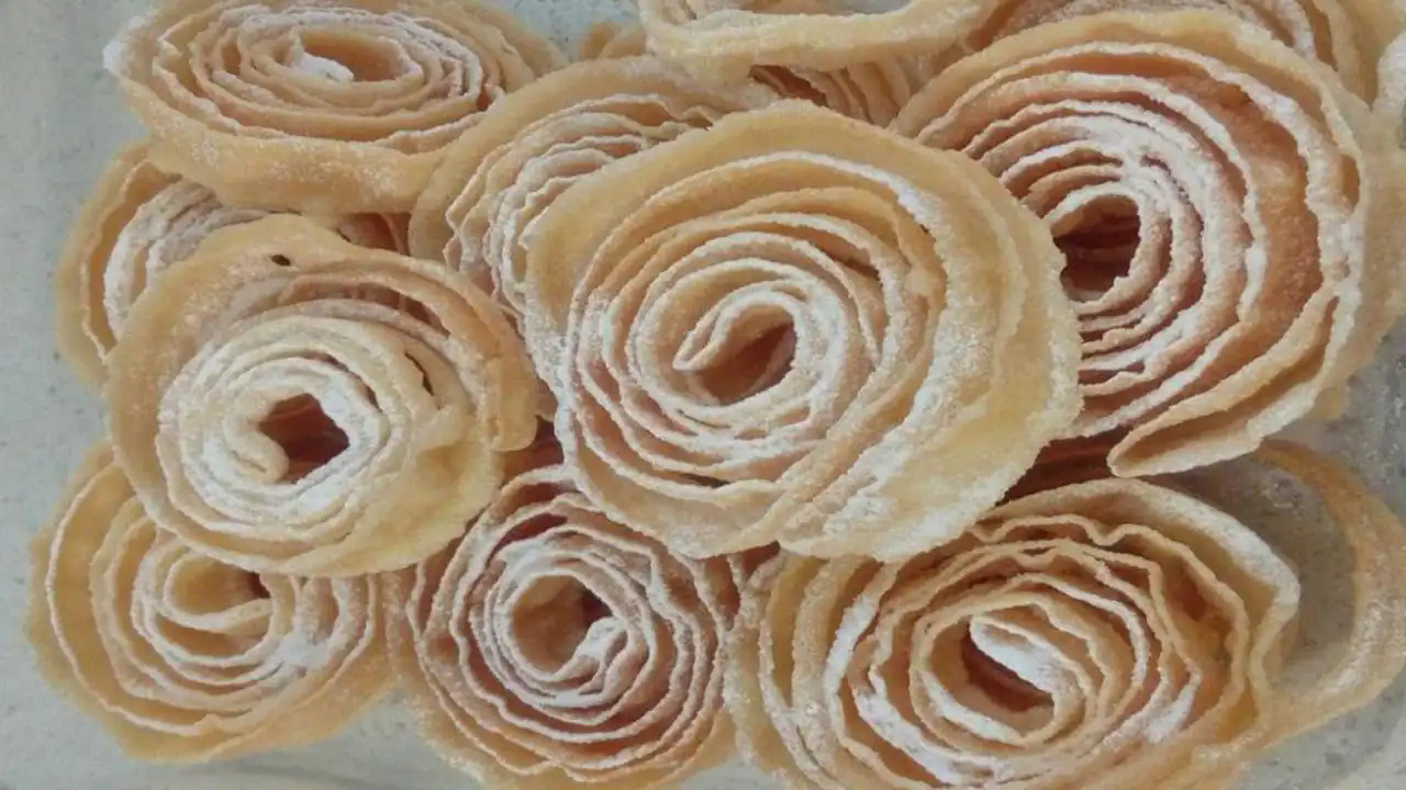 مدل شیرینی پنجره ای ترد و خوشمزه با دستور پخت اسان و سنتی برای کدبانوها