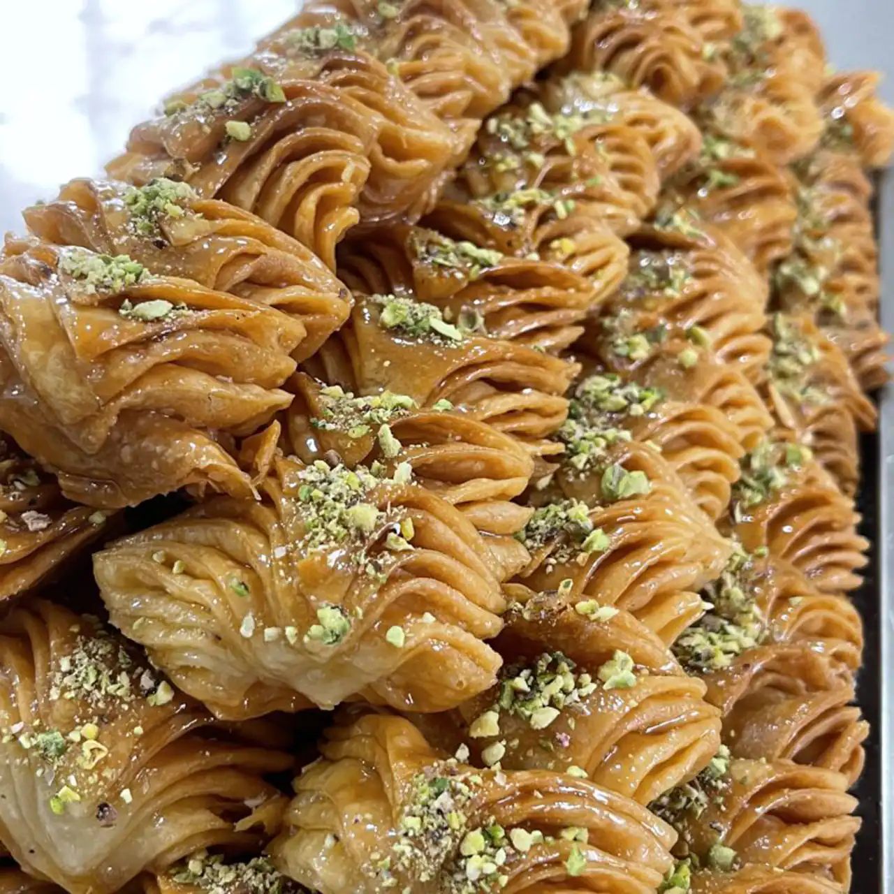 مدل شیرینی پروانه ای خوشگل و خوشمزه با طعمی به یاد ماندنی برای لحظات شاد